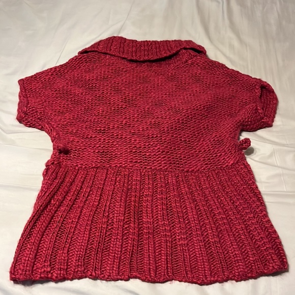 Decree mulberry size L sweater vest top with belt loops - Picture 3 of 3